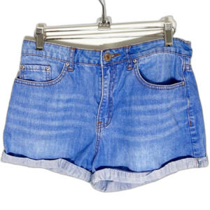 Forever 21 Lightwash Denim Rolled Cuff Shorts Blue Size 28